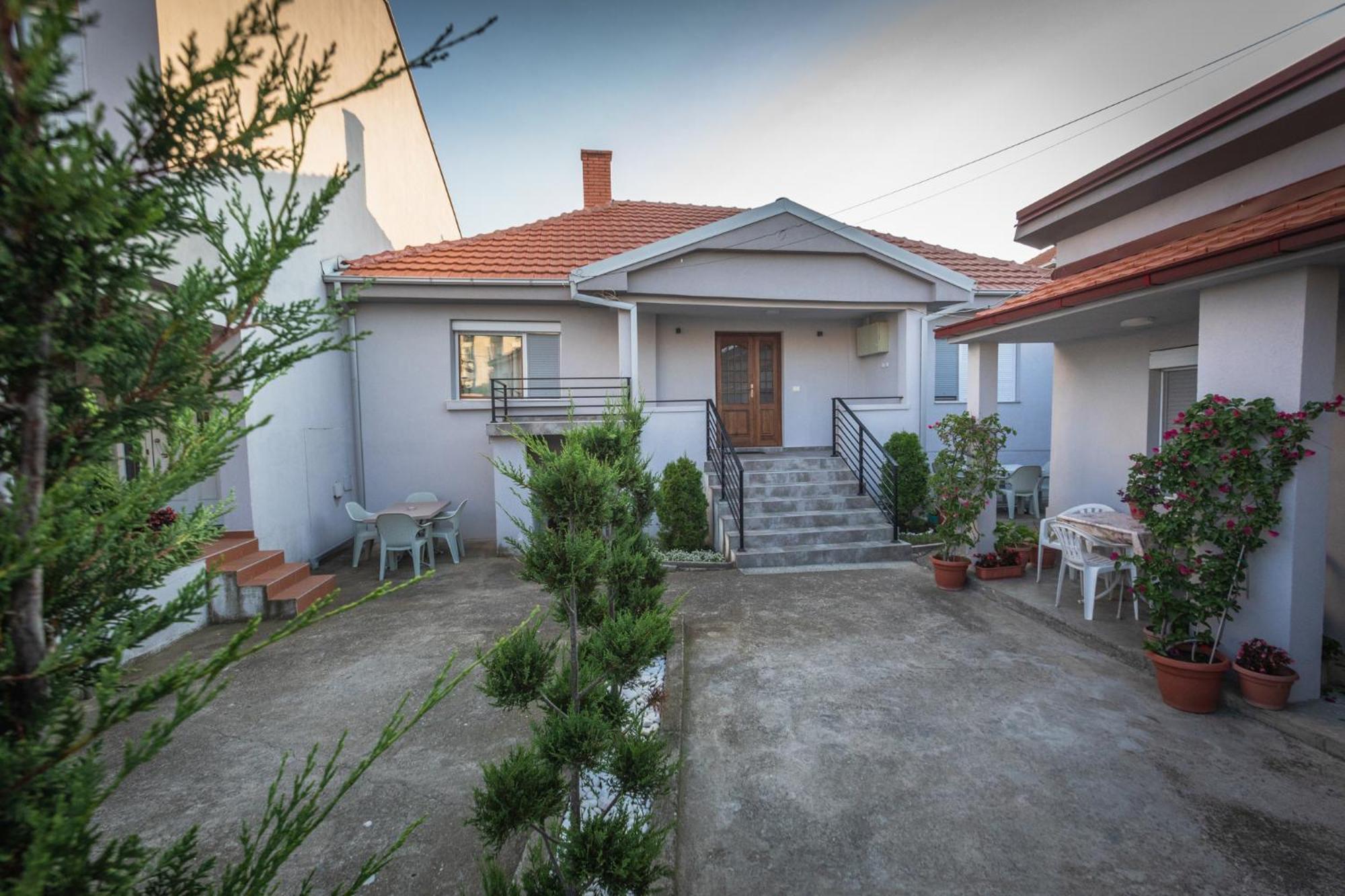 Guest House - Axios Gevgelija Extérieur photo
