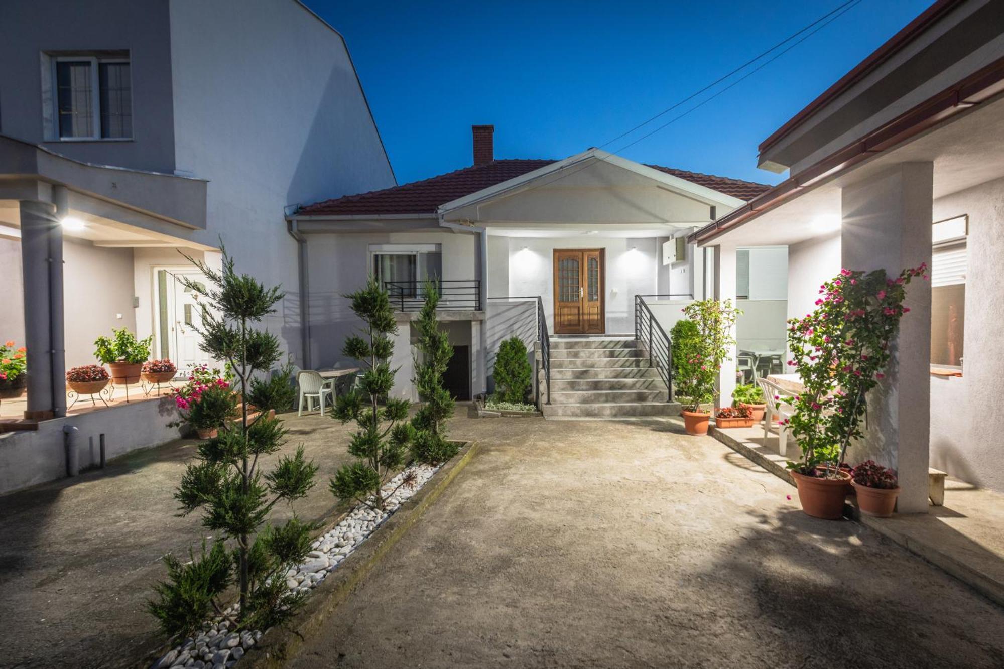 Guest House - Axios Gevgelija Extérieur photo